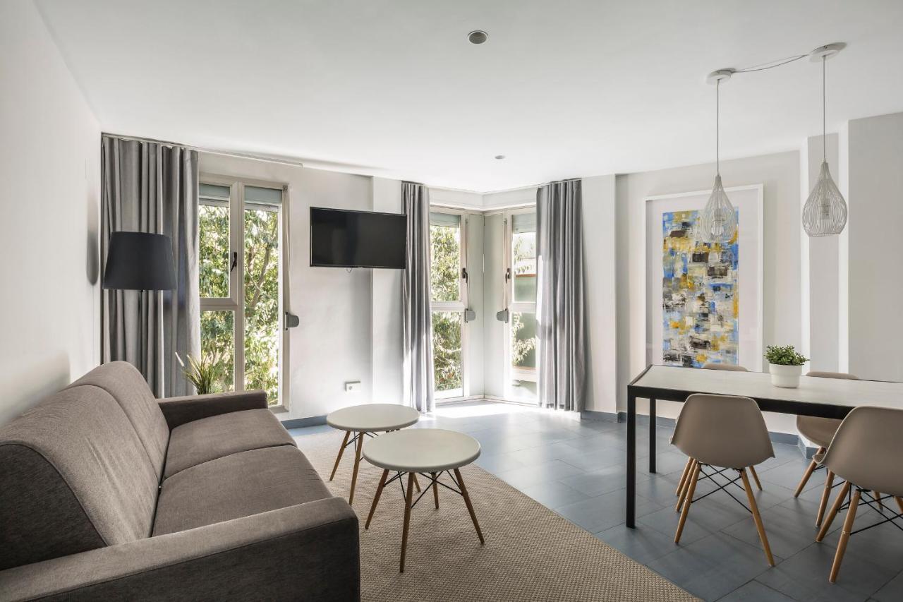Mon Suites Carmen Valencia Bagian luar foto