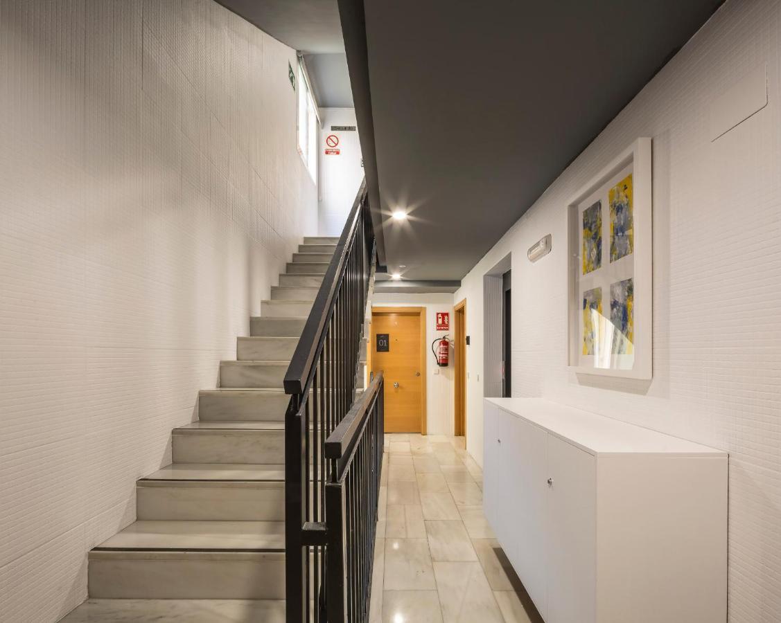 Mon Suites Carmen Valencia Bagian luar foto